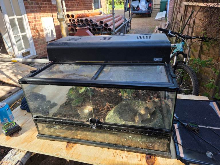 Exo terra tank 300x450x600.