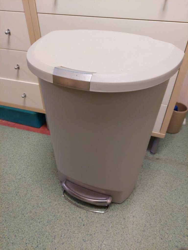 Simplehuman Semi Round Kitchen Pedal Bin