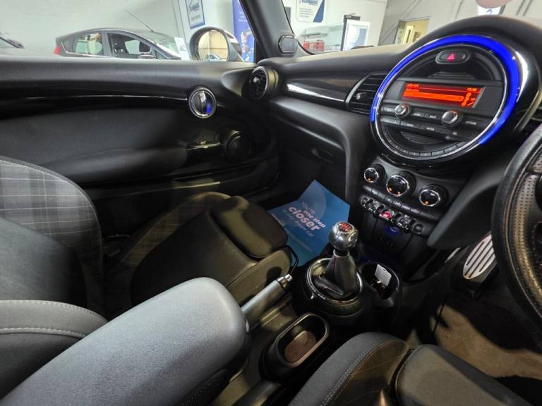 2015 65 MINI HATCH 2.0 COOPER SD HATCHBACK 3DR DIESEL MANUAL EURO 6 (S/S) (170 P