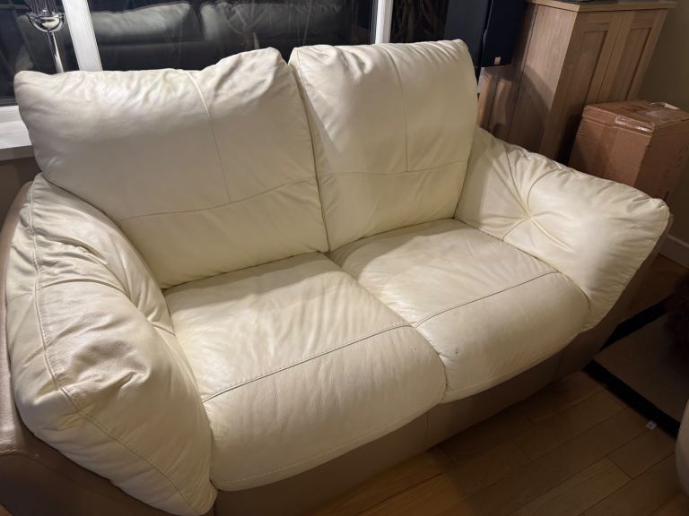 Leather 2 seater and electric recliner chair