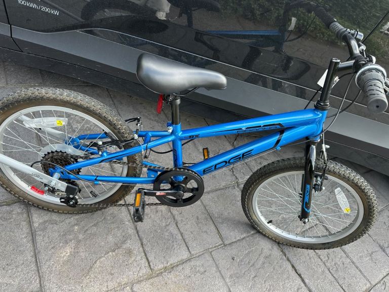 Piranha Edge 18 inch Wheel Size Kids Mountain Bike