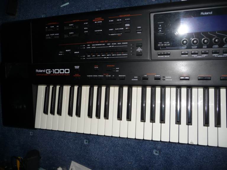 Roland G1000 keyboard 