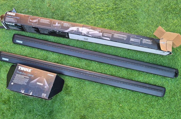 Brand new in box roof bars £150
