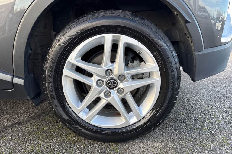 2022 Toyota C-HR 1.8 VVT-h Icon CVT Euro 6 (s/s) 5dr SUV PETROL/ELECTRIC Automatic