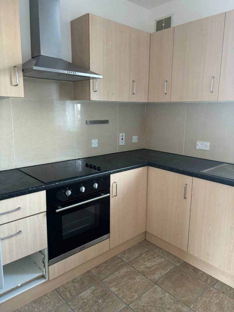 4-room apartment for rent 