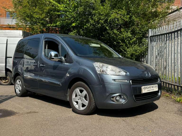 PEUGEOT PARTNER TEPEE 1.6 HDi Tepee S 2013