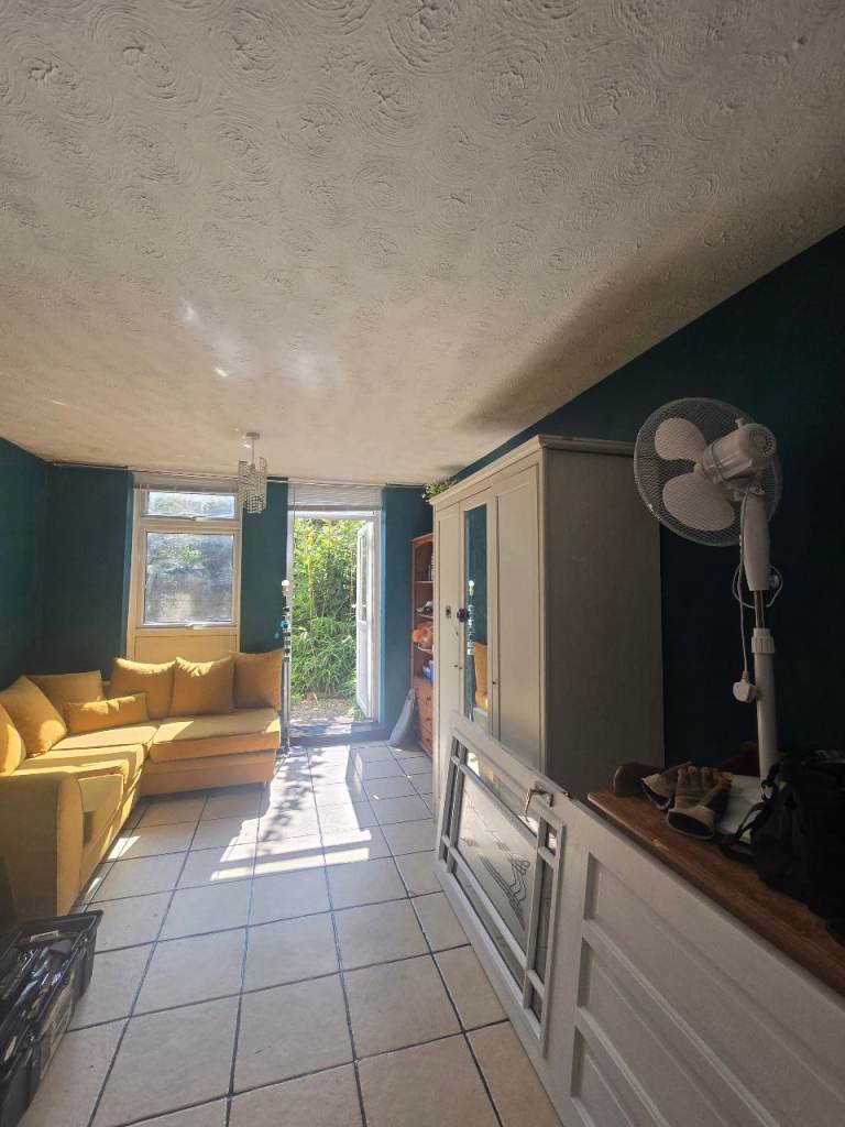 OX3, EXTRA LARGE FURNISHED 2 DOUBLE BEDROOM FLAT - HEADINGTON / BARTON