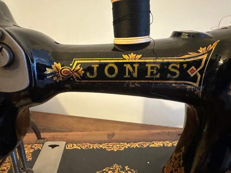 Jones CS Antique sewing machine Manchester with case