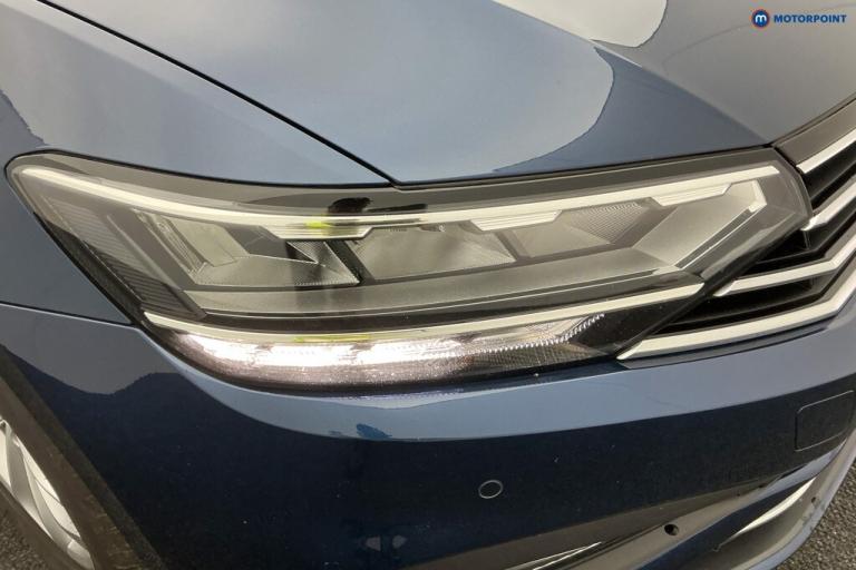 2021 Volkswagen Passat 2.0 TDI EVO SCR SE Nav 5dr ESTATE DIESEL Manual