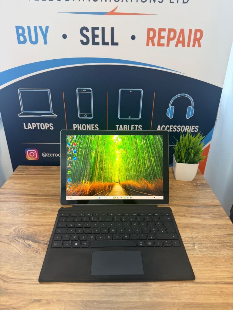 Microsoft Surface PRO 7+ Touchscreen | 16gb ram 256gb SSD Storage | Intel Core i5-11th Gen