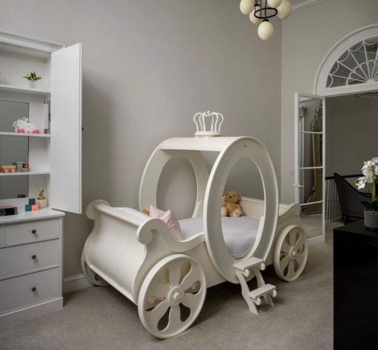 Dragons of Walton Street Princess Bed