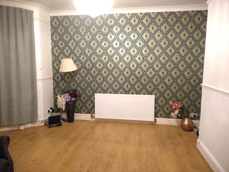 3 bedrooms house for rent in Gillingham 