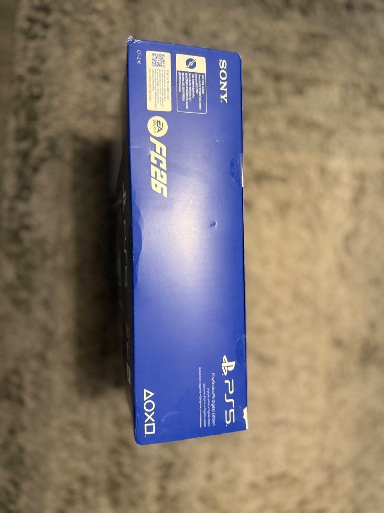 PlayStation 5 Slim digital fc 26 bundle 825gb