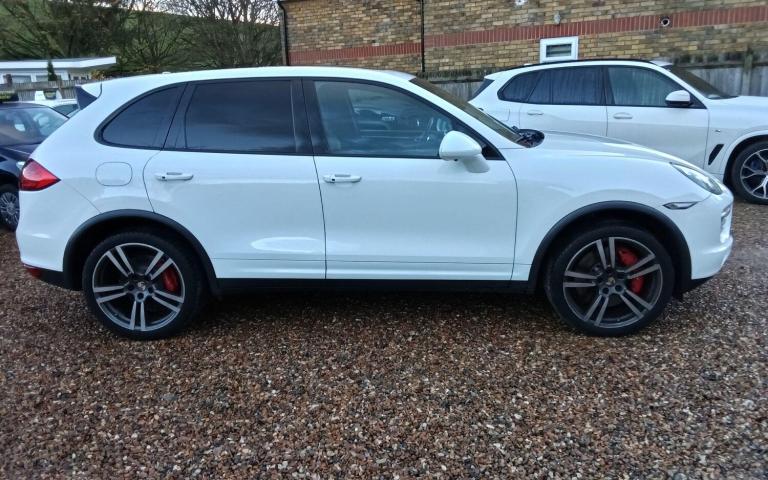  Porsche Cayenne 4.8T V8 Turbo SUV 5dr Petrol TiptronicS 4WD Euro 5 (s/s) (500 ps) Petrol Automatic