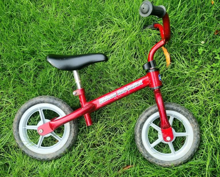 Chicco Balance Bike – Red – Adjustable Saddle