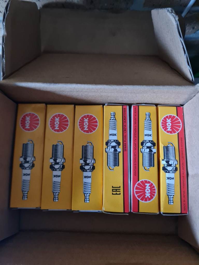 Honda Goldwing GL1500/Valkyrie Spark Plugs x6.Brand New.