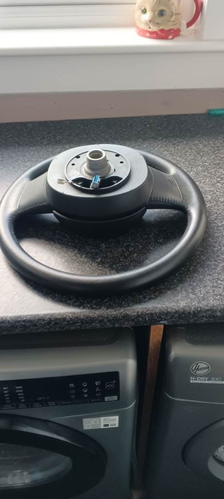 Steering wheel 