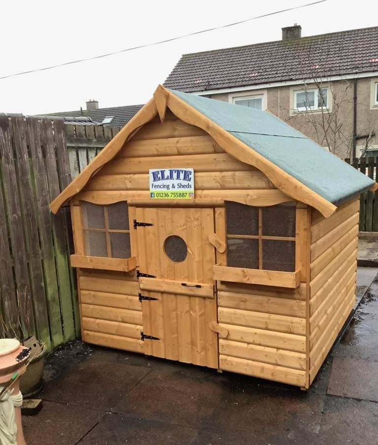 6X6 Playhouse 20mm Log! GET BOOKED IN FOR CHRISTMAS