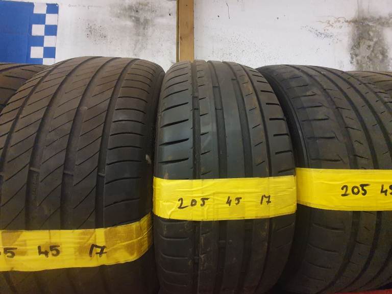 Tyres 205 45 17