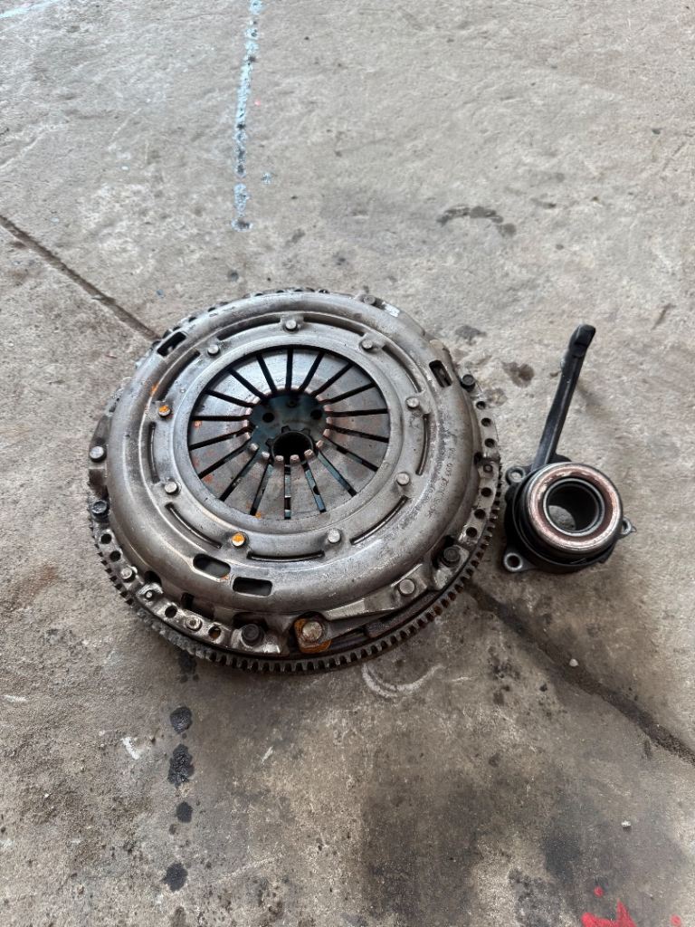 2.0 Tdi 6 Speed Manual Clutch Flywheel Kit mk5 Golf Jetta Passat Leon a3 Octavia etc  
