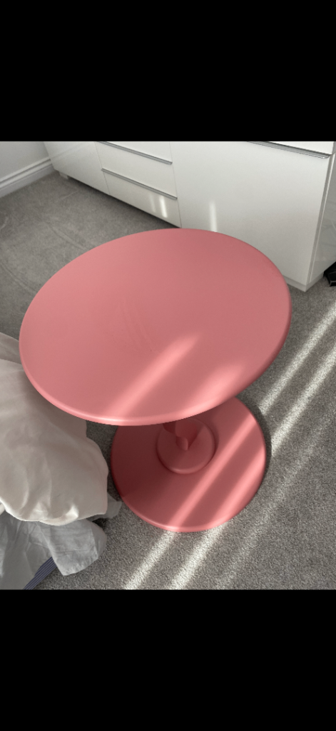 brand new next pink groovy table 