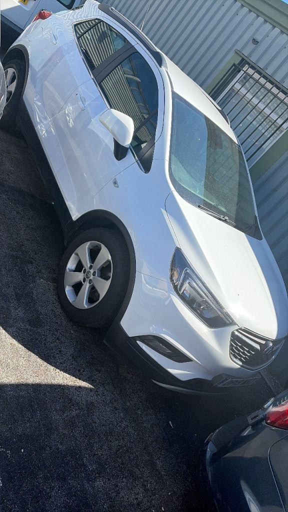 Vauxhall, MOKKA X, Hatchback, 2019, Manual, 1598 (cc), 5 doors