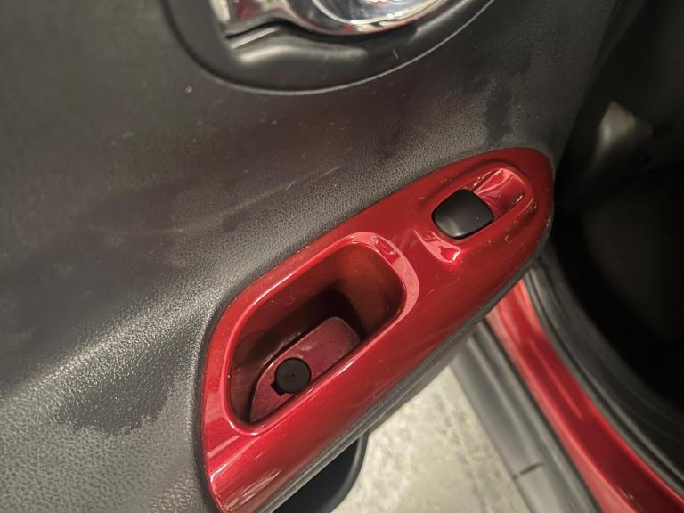 2012 Nissan Juke 1.6 Acenta Premium Euro 5 (s/s) 5dr HATCHBACK Petrol Manual