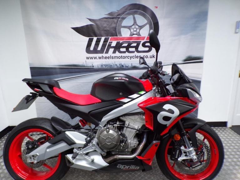 2022 APRILIA TUONO 660 WITH ONLY 1556 MILES FROM NEW