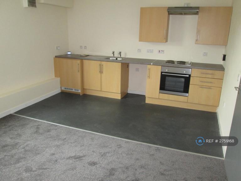 2 bedroom flat in Overhaugh Street, Galashiels, TD1 (2 bed) (#2759168)