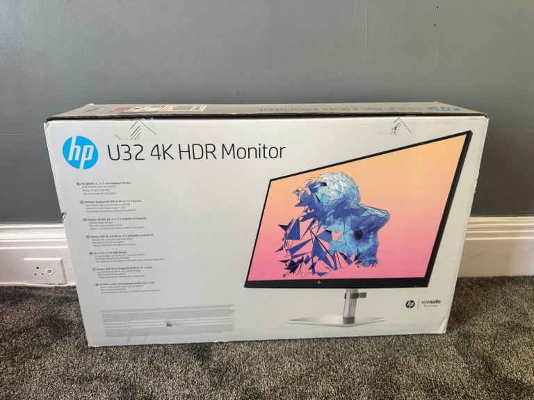 good quality monitor I don't have a charger 32 inch