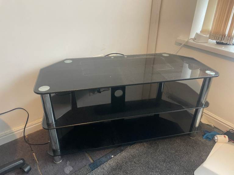 TV stand | excellent condition | minimalist black glass