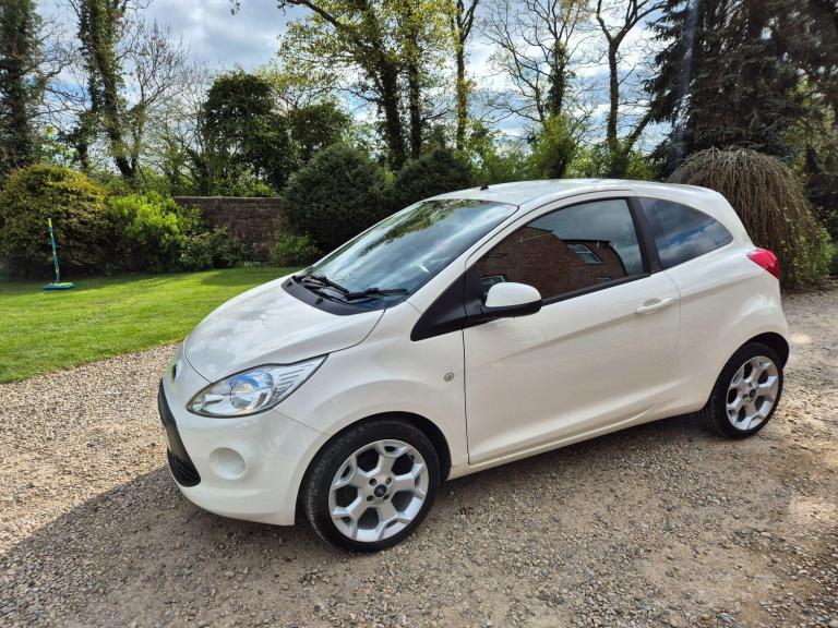 2016 Ford Ka 1.2 Zetec 3dr [Start Stop] HATCHBACK PETROL Manual