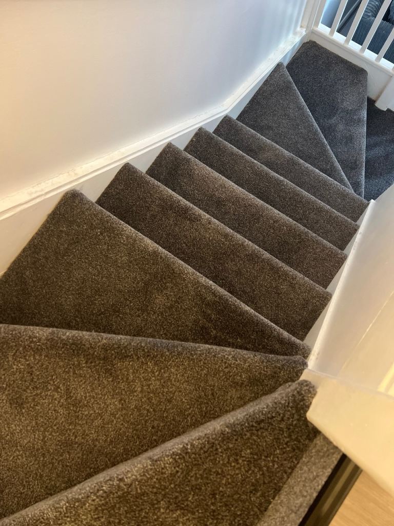 Professional Carpet & Laminate Flooring Supply & Fit