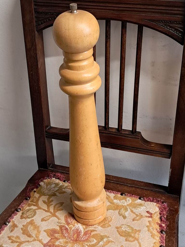 Large wooden Pepper Mill, Stainless Steel Core Manual Pepper Grinder-Original Wood.