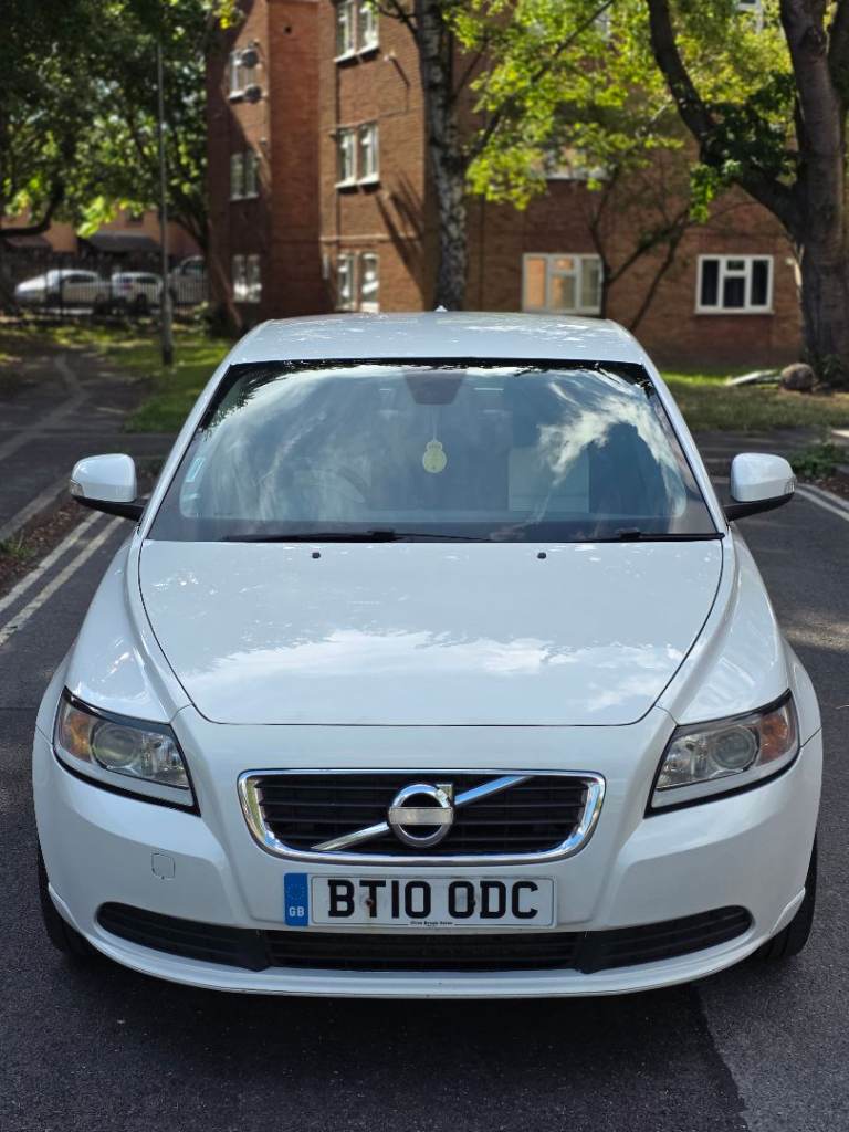 Volvo, S40, Saloon, 2010, Manual, 1560 (cc), 4 doors