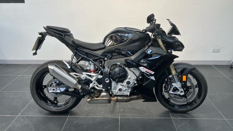 2026 BMW S1000 S1000 R Sport with M Pack (25MY) ROADSTER PETROL Manual