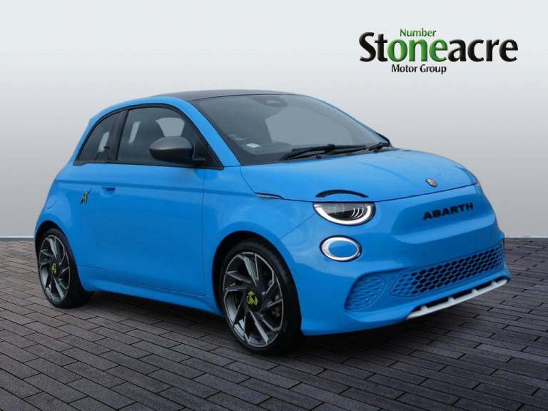 2025 Abarth 500 New Abarth 500e Scorpionissima Hb 42kwh 152hp HATCHBACK Electric Automatic