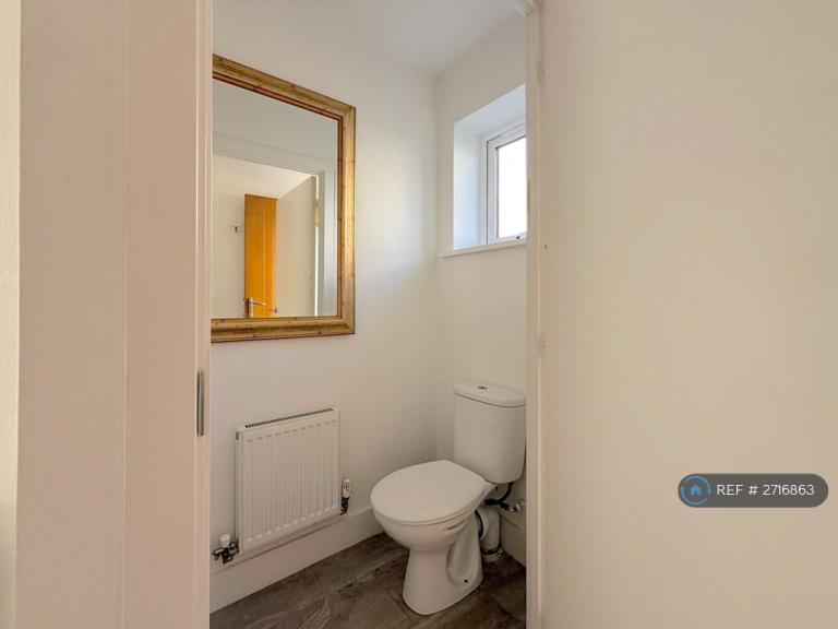 3 bedroom house in Tynemouth Pass, Gateshead, NE8 (3 bed) (#2716863)