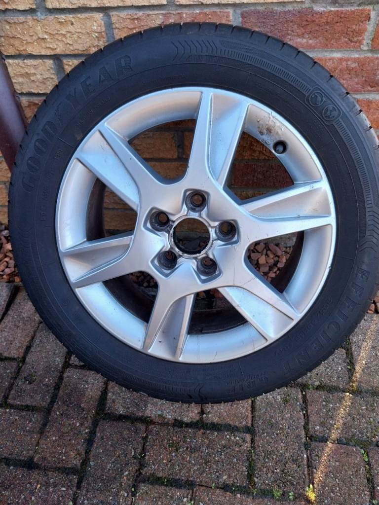 AUDI A3 wheel and tyre