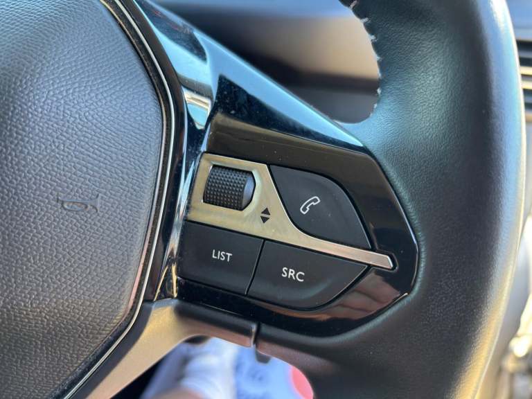 PEUGEOT RIFTER WHEELCHAIR ACCESSIBLE VEHICLE WAV WITH HOIST PASSENGER UP FRONT