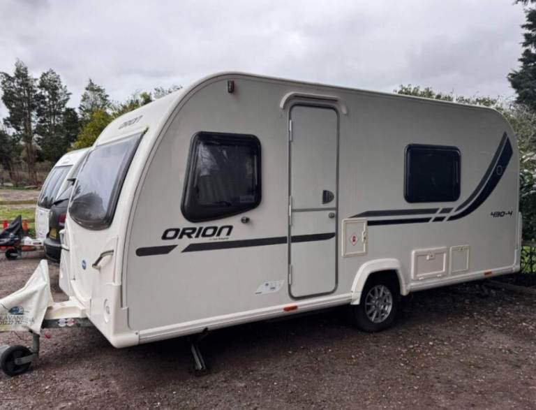 Ultra lightweight 2012 Fixed bed caravan