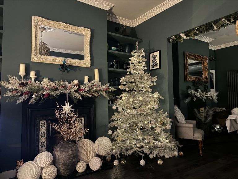 White Christmas Tree  – Good Condition