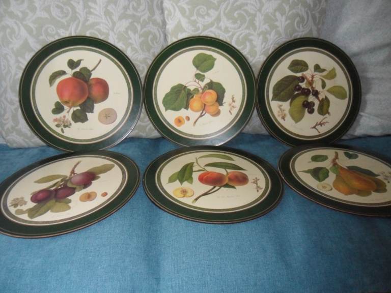 Set of 6 Fruit Design Placemats – Good Condition