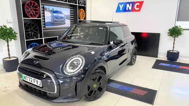 2022 MINI Hatch 135kW Cooper S Level 3 33kWh 3dr Auto HATCHBACK ELECTRIC Automatic