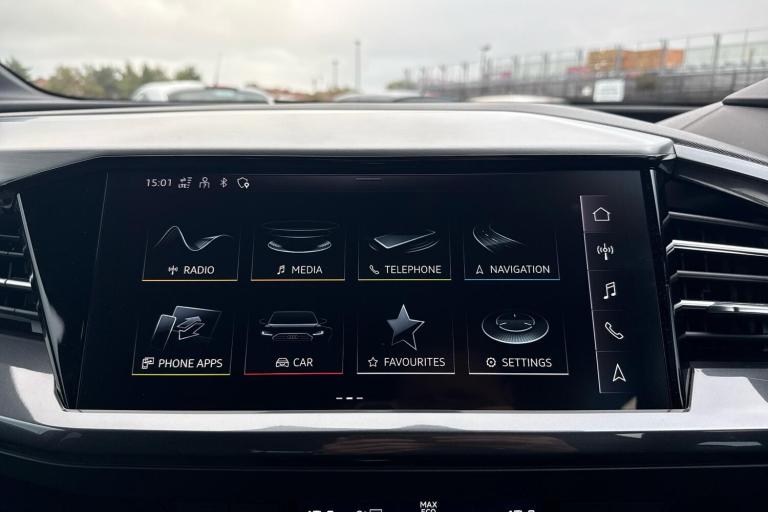  Audi Q4 E Tron 40 S Line Suv 5dr Electric Auto 82kwh 204 Ps Electric