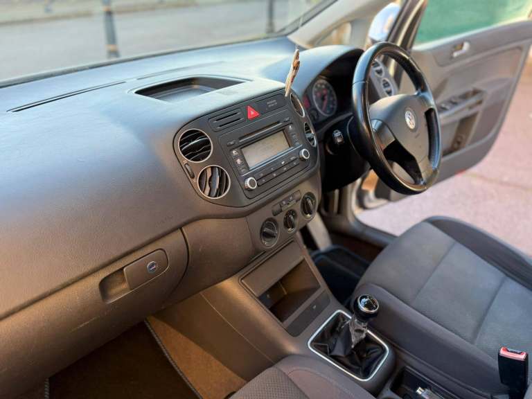 Volkswagen, GOLF PLUS, Hatchback, 2005, Manual, 1598 (cc), 5 doors