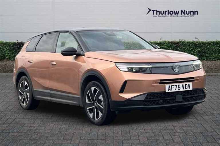 2025 Vauxhall Grandland 1.2 Hybrid [136] Ultimate 5dr e-DCT6 [Pan Roof] HATCHBACK PETROL Automatic