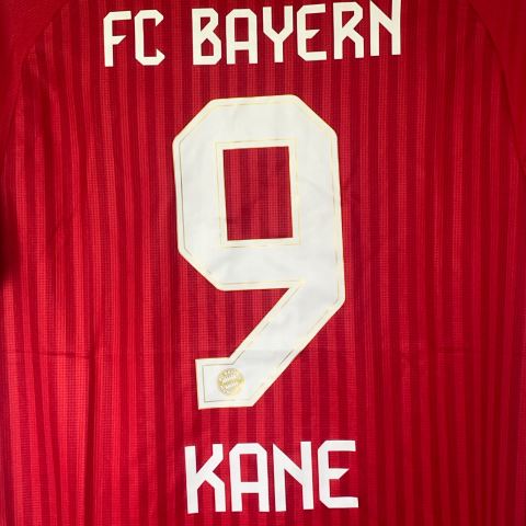 Bayern Munich 26/27 Home Shirt Kane 9 Bundesliga patch Short