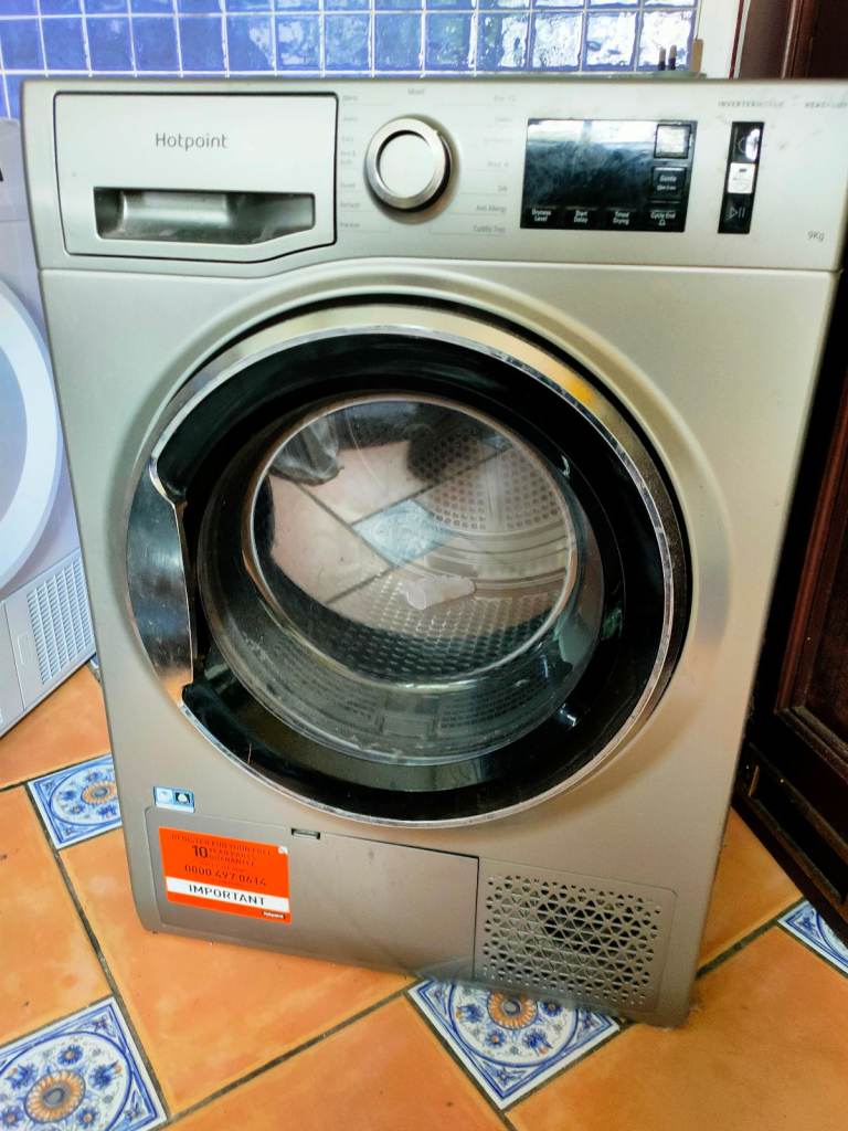 Heat pump tumble dryer 