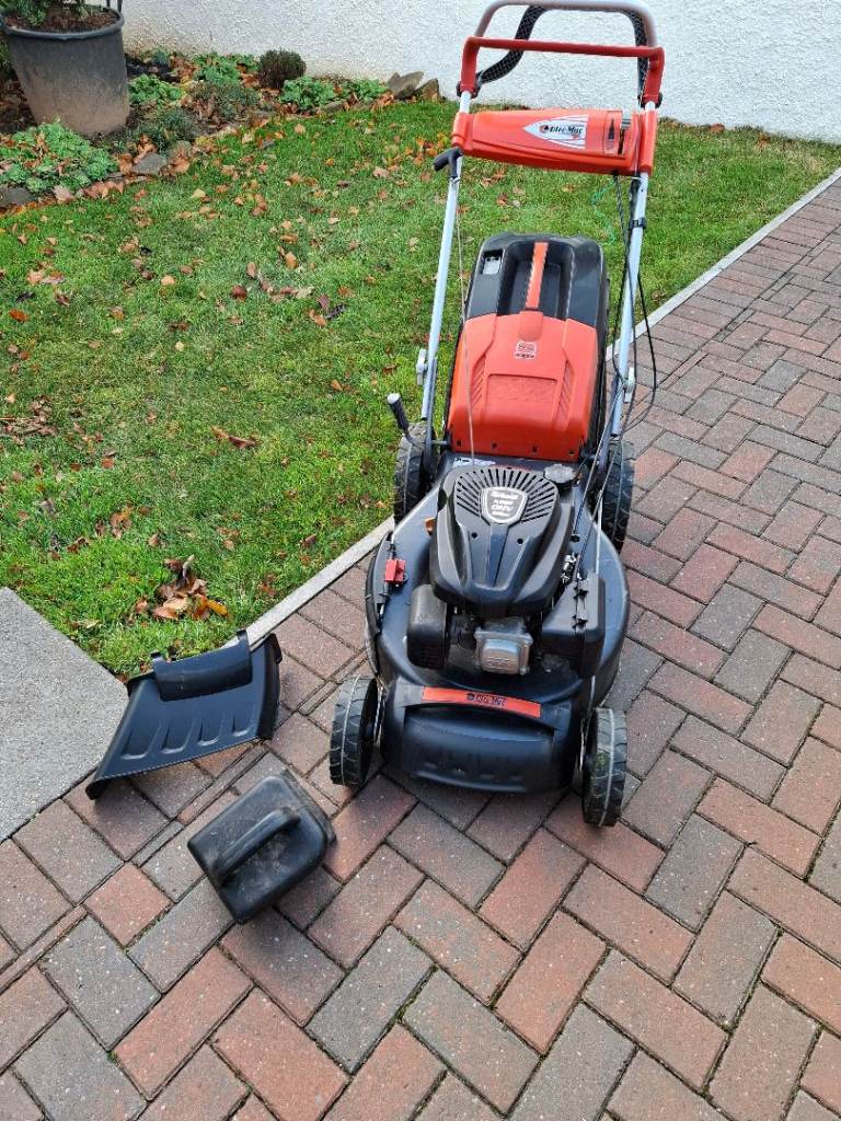 Oleo- Mac petrol mower